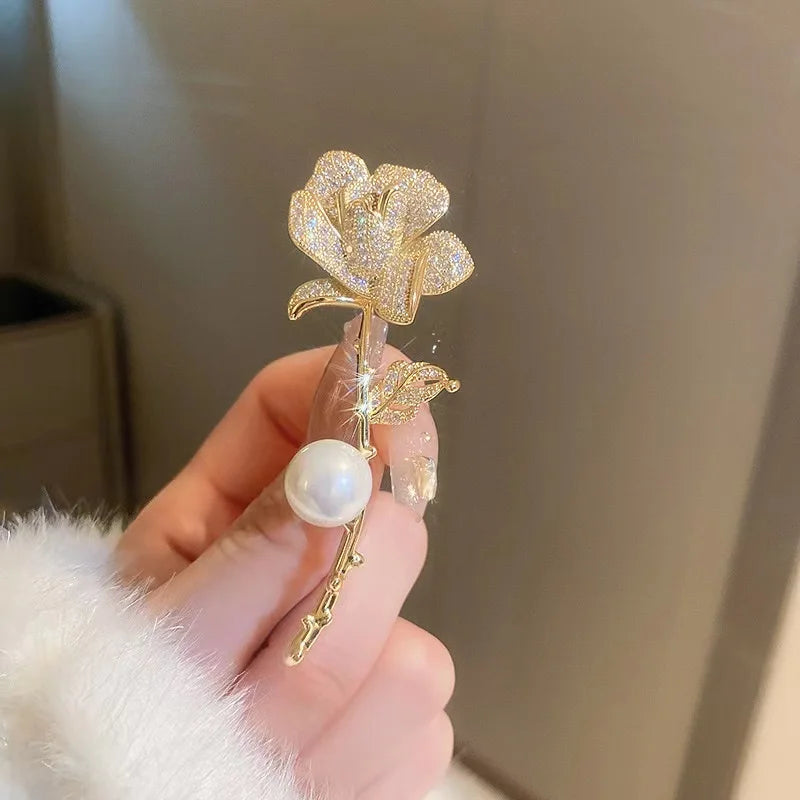 Exquisite Opal Wheat Ear Rhinestone Brooches for Women Crystal Cat’s Eye Stone Pins Suit Clothes Luxury Jewelry Accessories