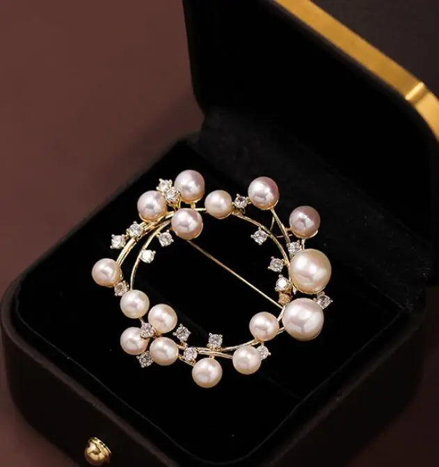 Exquisite Opal Wheat Ear Rhinestone Brooches for Women Crystal Cat’s Eye Stone Pins Suit Clothes Luxury Jewelry Accessories