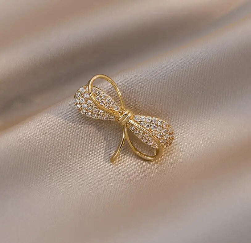 Exquisite Opal Wheat Ear Rhinestone Brooches for Women Crystal Cat’s Eye Stone Pins Suit Clothes Luxury Jewelry Accessories