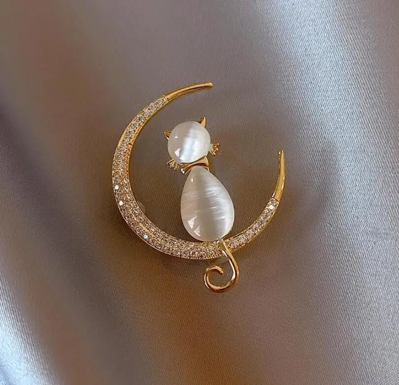 Exquisite Opal Wheat Ear Rhinestone Brooches for Women Crystal Cat’s Eye Stone Pins Suit Clothes Luxury Jewelry Accessories