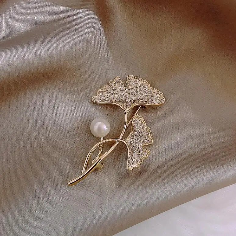 Exquisite Opal Wheat Ear Rhinestone Brooches for Women Crystal Cat’s Eye Stone Pins Suit Clothes Luxury Jewelry Accessories