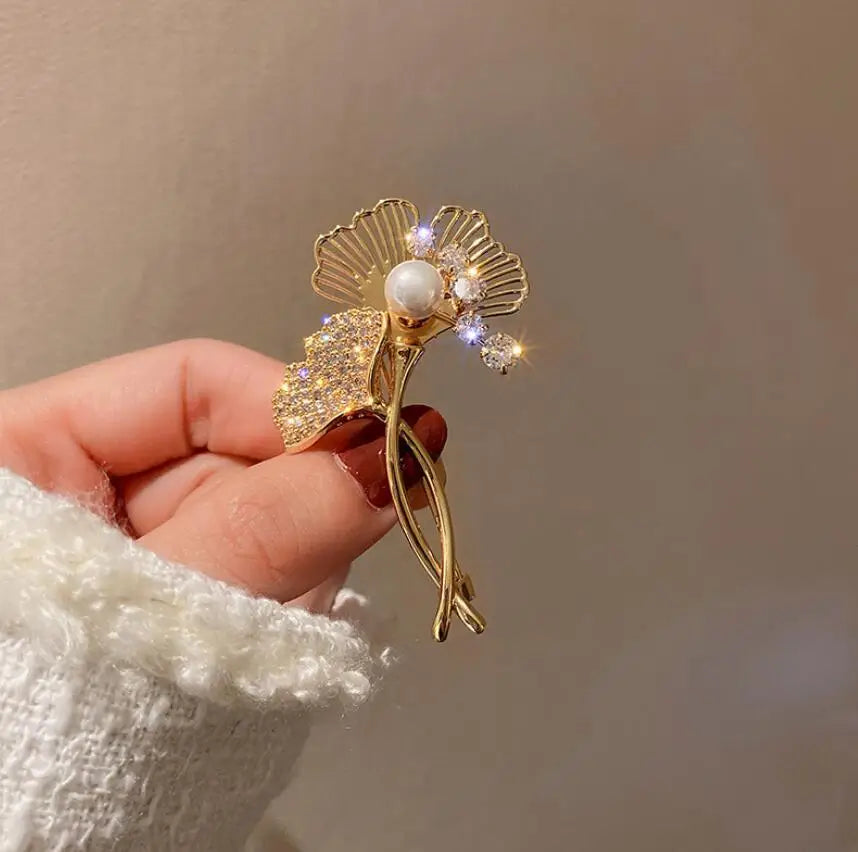 Exquisite Opal Wheat Ear Rhinestone Brooches for Women Crystal Cat’s Eye Stone Pins Suit Clothes Luxury Jewelry Accessories